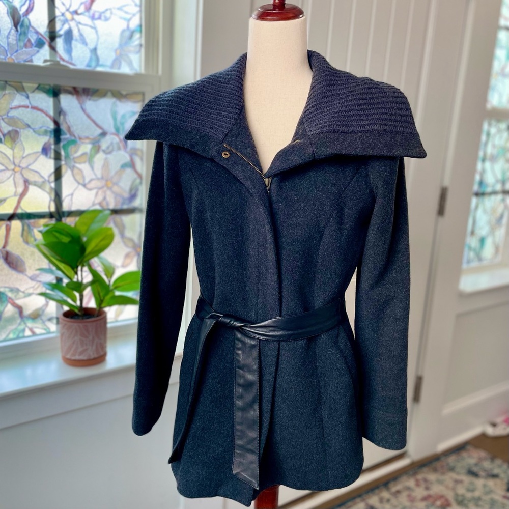 Cole Haan Women’s Wool Cashmere Jacket with Lambskin Tie size 6